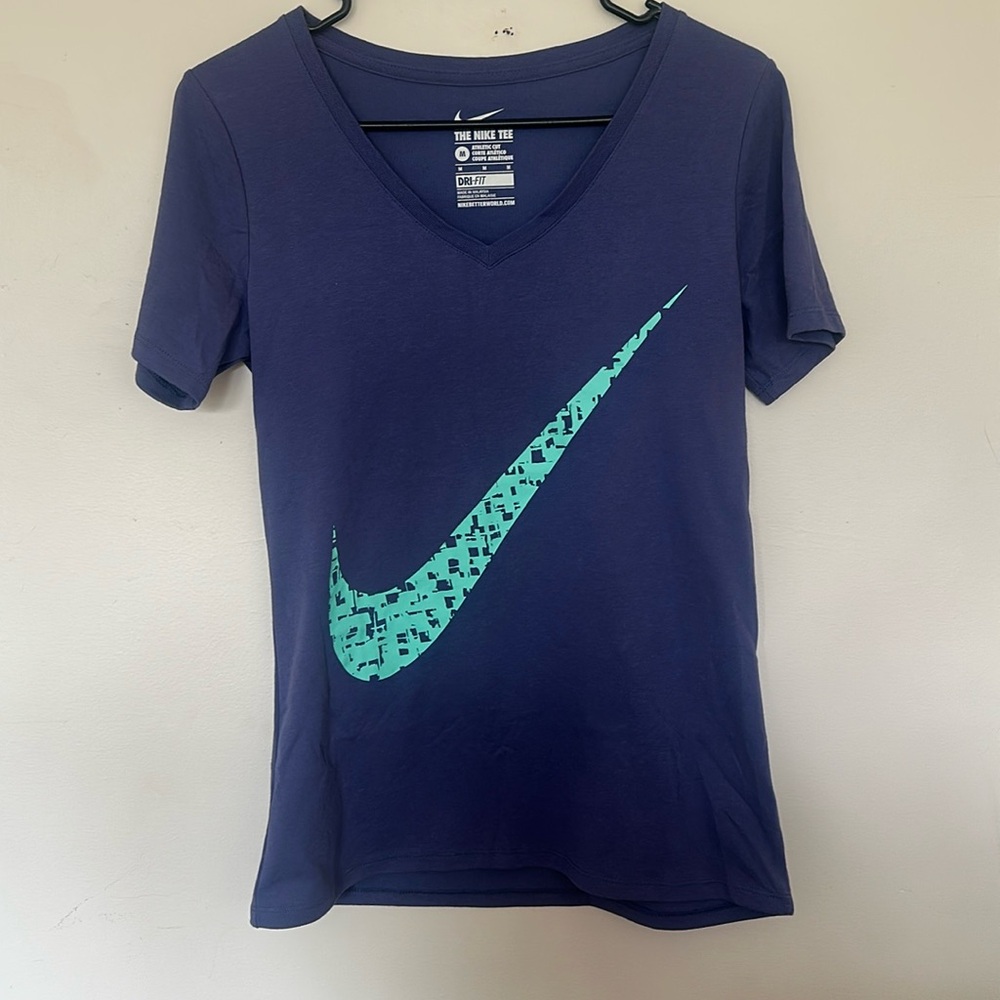 Women’s Nike Dri-Fit Shirt